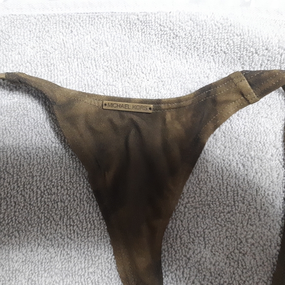 Ladies one piece bathing suit with belt. - Picture 4 of 13